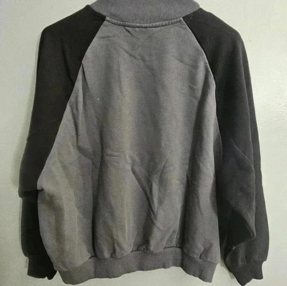 Quicksilver long-sleeved gray & black medium - Picture 6 of 9